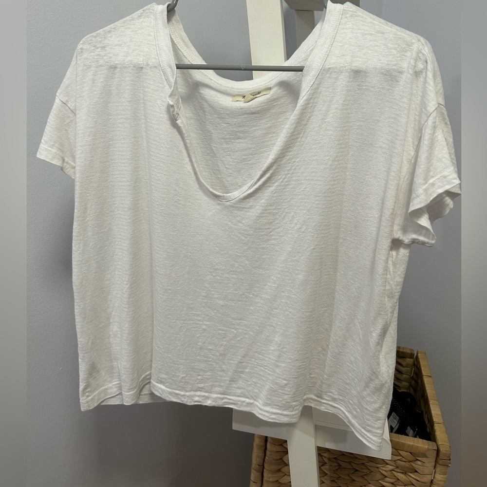 Slouchy V-neck Madewell white t-shirt